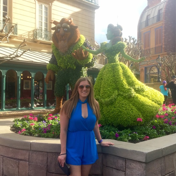 Meet your Posher, Nicole - Picture 4 of 5